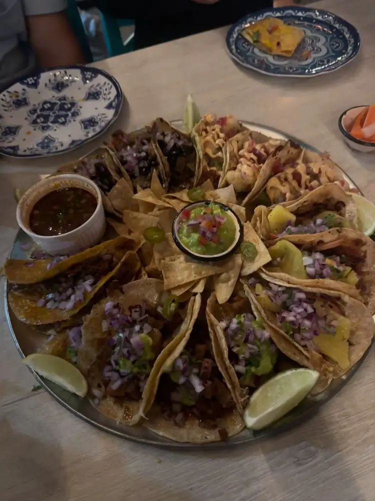 Tres Coyotes Taquería